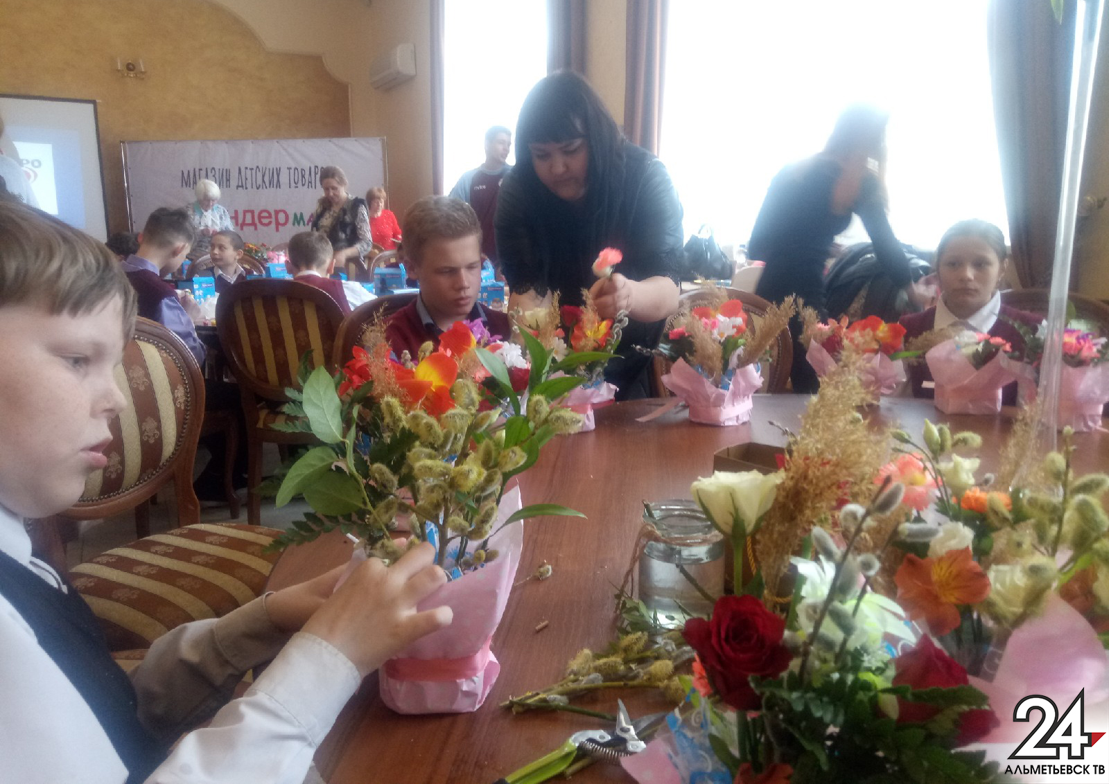Альметьевск здесь и сейчас: в Доме татарской кулинарии проходит праздник для детей с ОВЗ